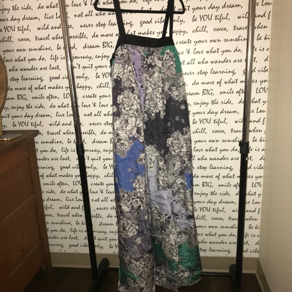 Atsu Printed Maxi Dress - Picture 6 of 12